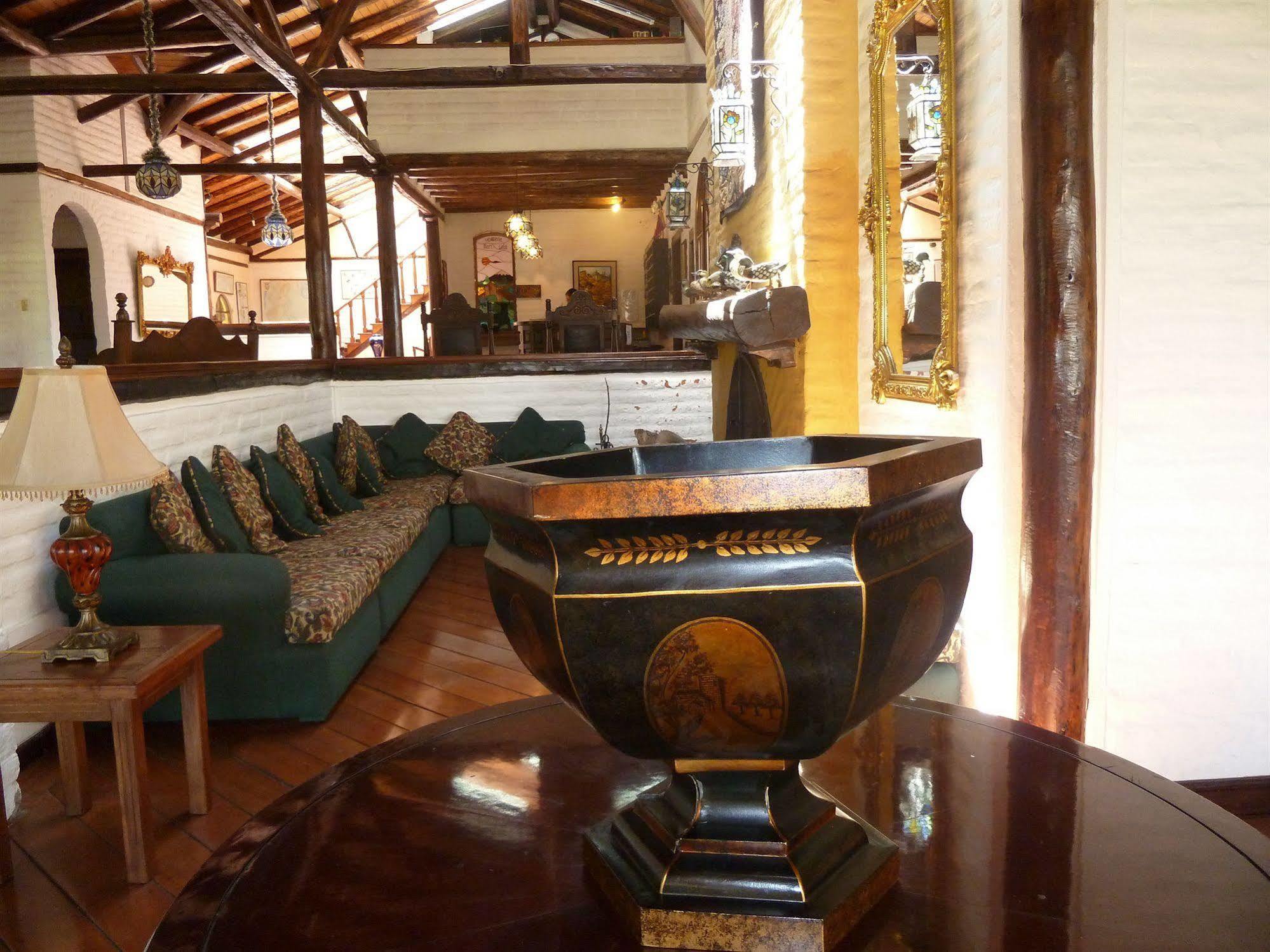Hacienda Hosteria San Luis กายัมเบ ภายนอก รูปภาพ