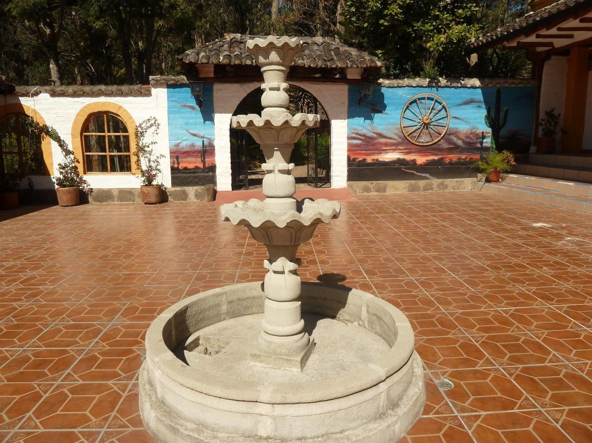Hacienda Hosteria San Luis กายัมเบ ภายนอก รูปภาพ
